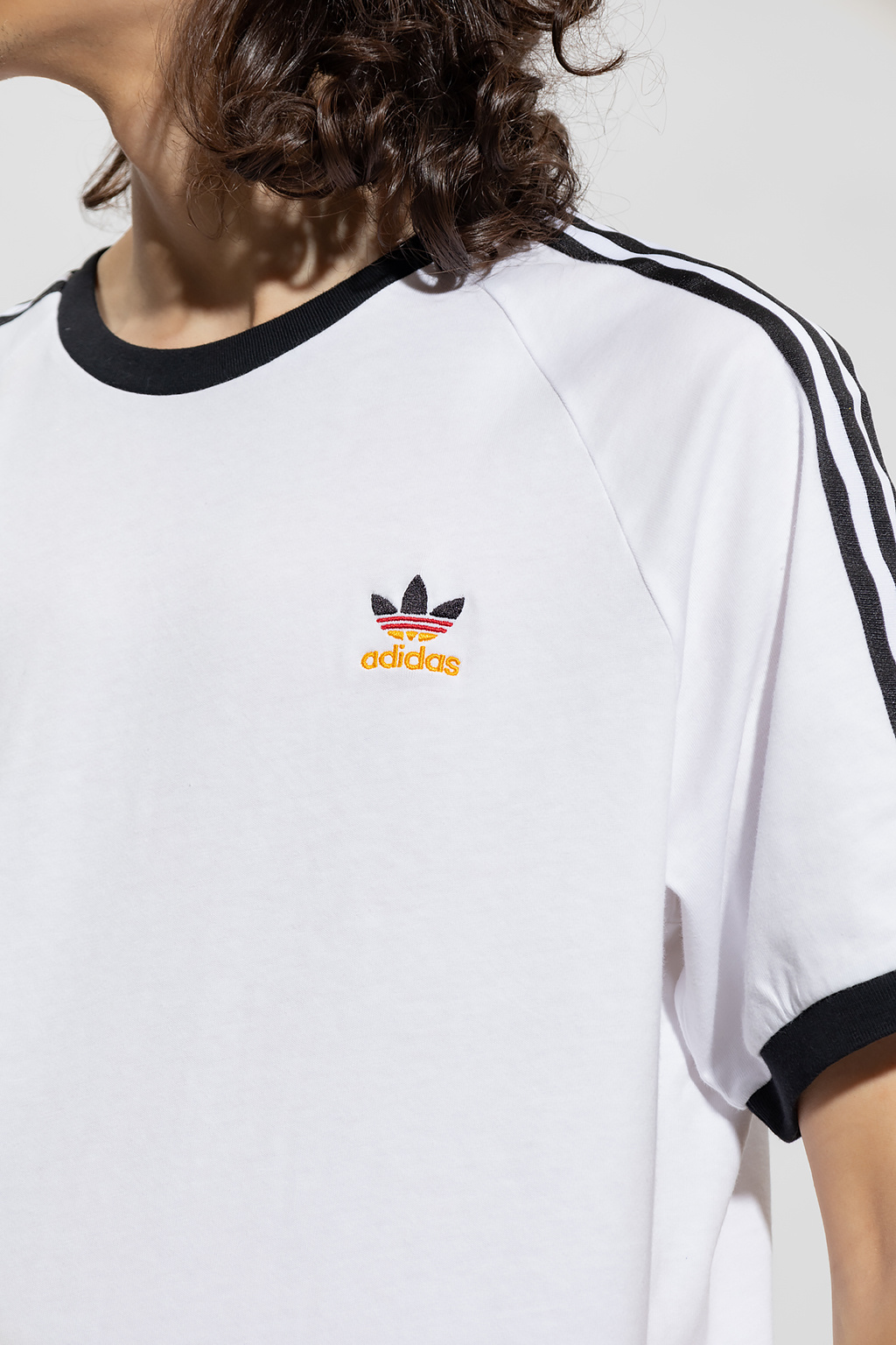 Adidas nmd hotsell white t shirt